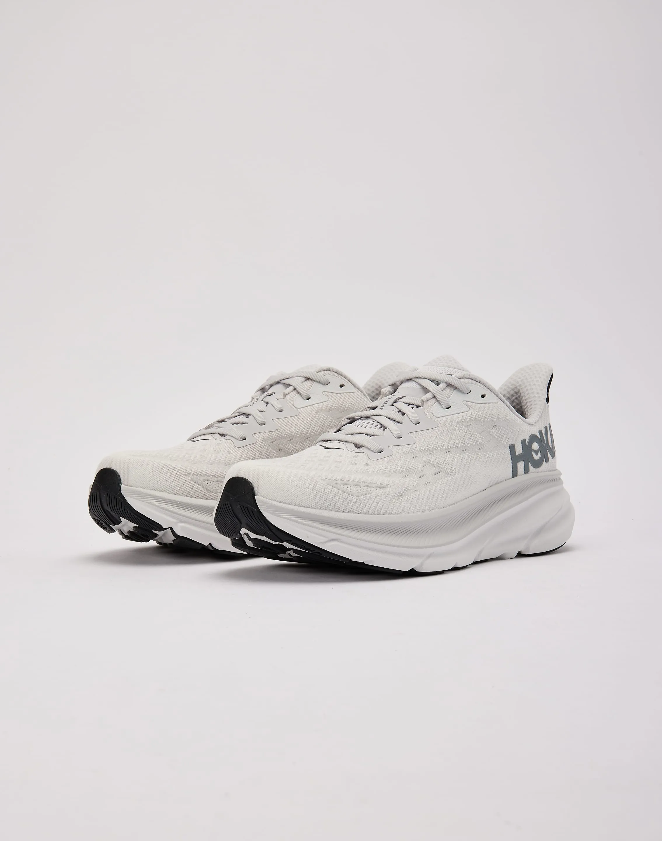 HOKA Clifton 9