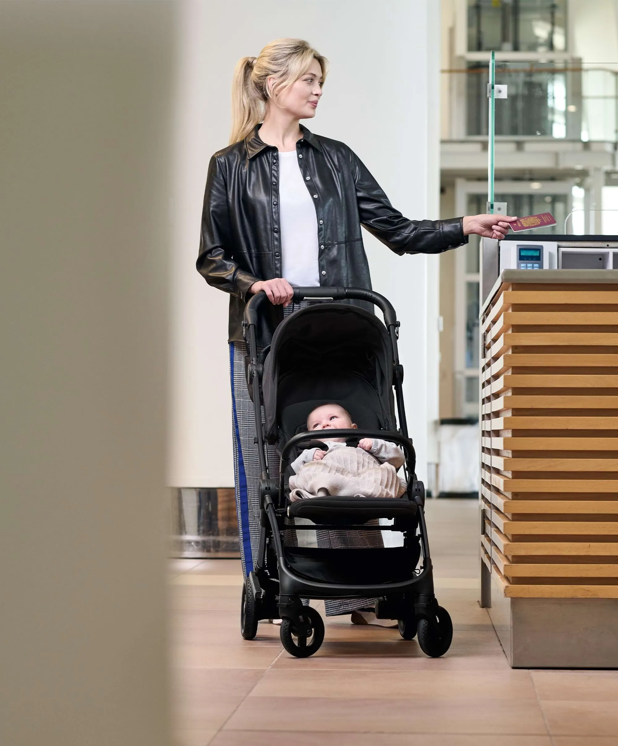 Mamas & Papas Pushchairs Airo Pushchair - Black