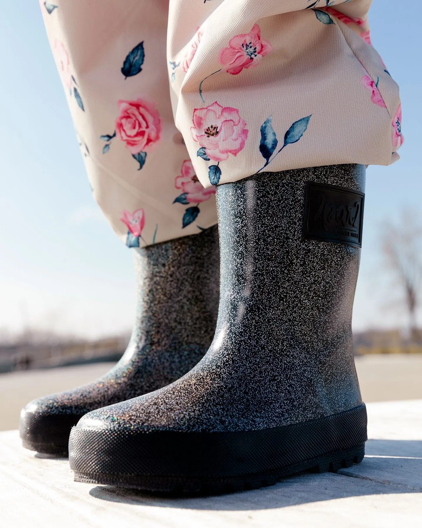 Rain Boots Glittering Black Babykids_Deux-Par-Deux