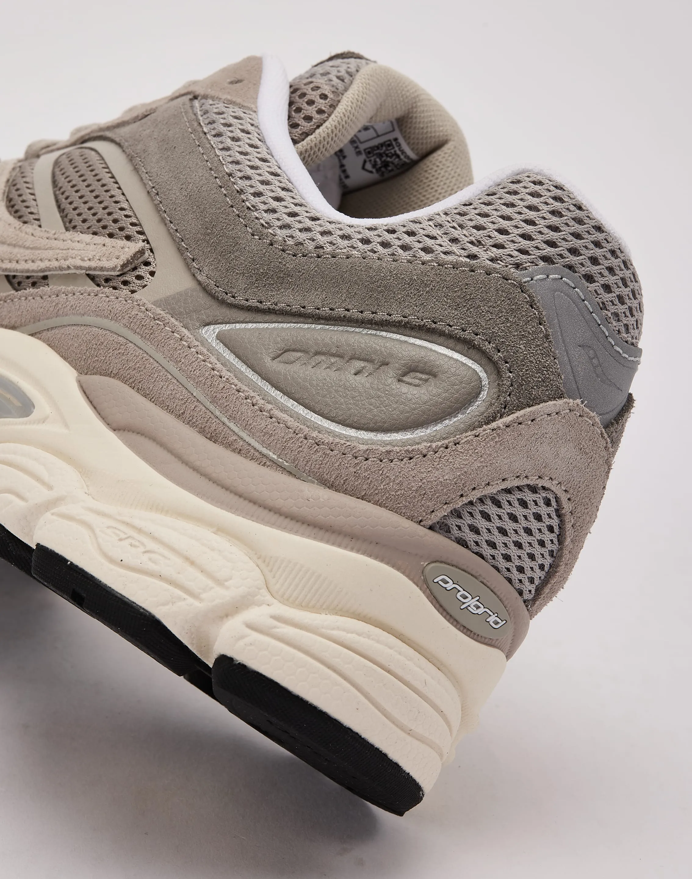 Saucony ProGrid Omni 9
