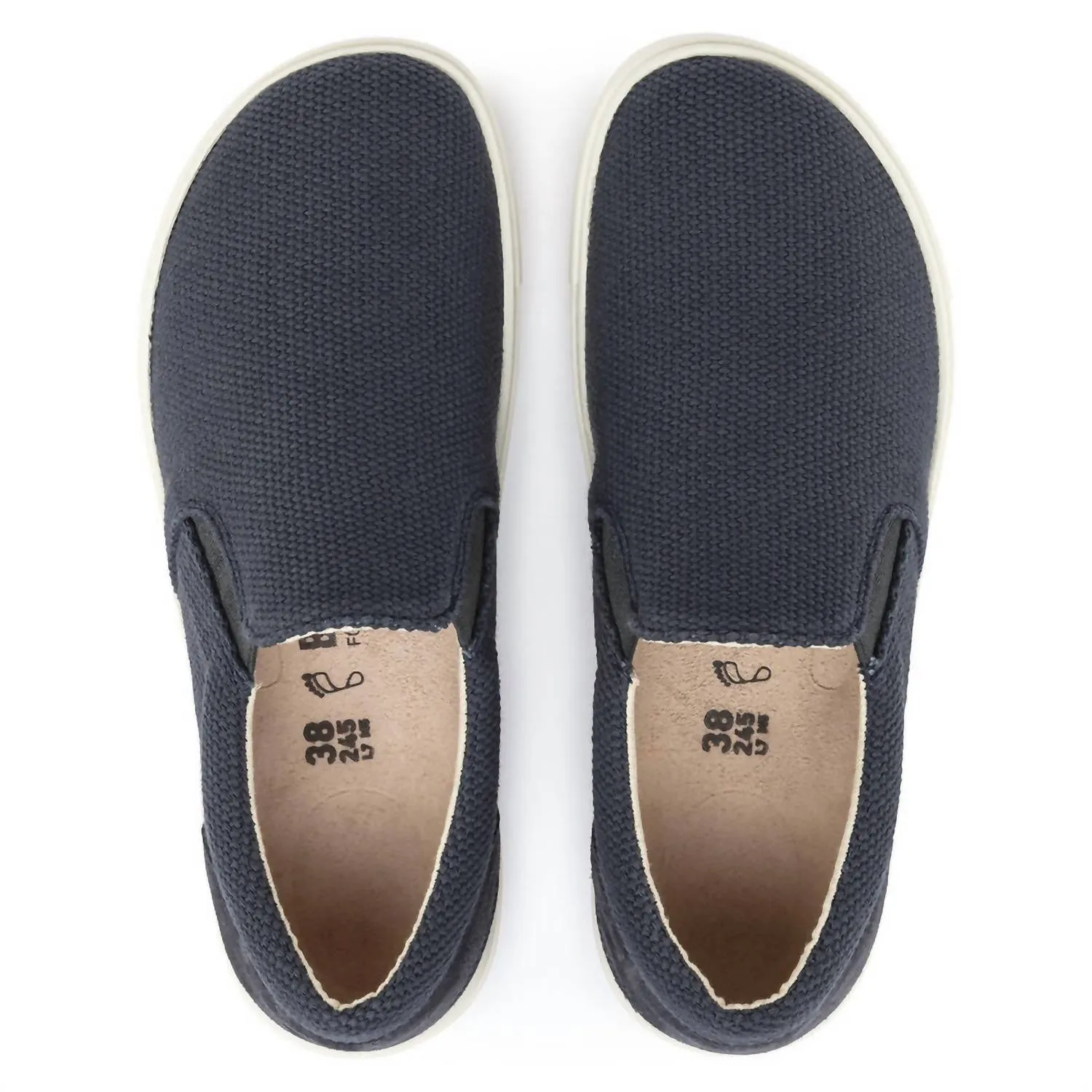 Women Oswego Canvas/Suede Shoes in Midnight
