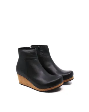 Women's Papillio Ebba Boots In Black Narrow